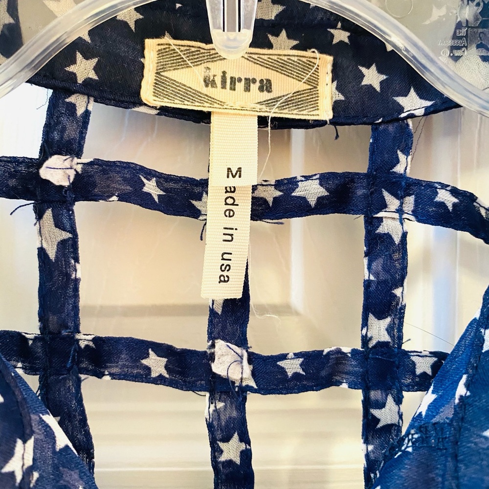 Top - Picture 4 of 5